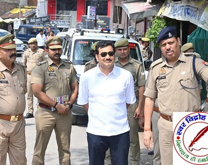 पुलिस कमिश्नर ने पैदल भ्रमण कर किया ट्रैफ़िक व्यवस्था का जायजा !