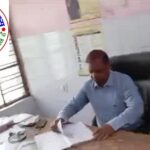 बनकटी CHC पर तैनात डॉक्टर मरीज से करते हैं अभद्रता ! वायरल वीडियो !