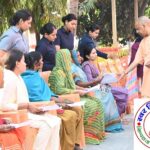 CM योगी ने जनता दर्शन में आये हुए फरियादियो की सुनी समस्याएं !